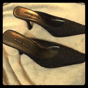Nine West New martini black slides